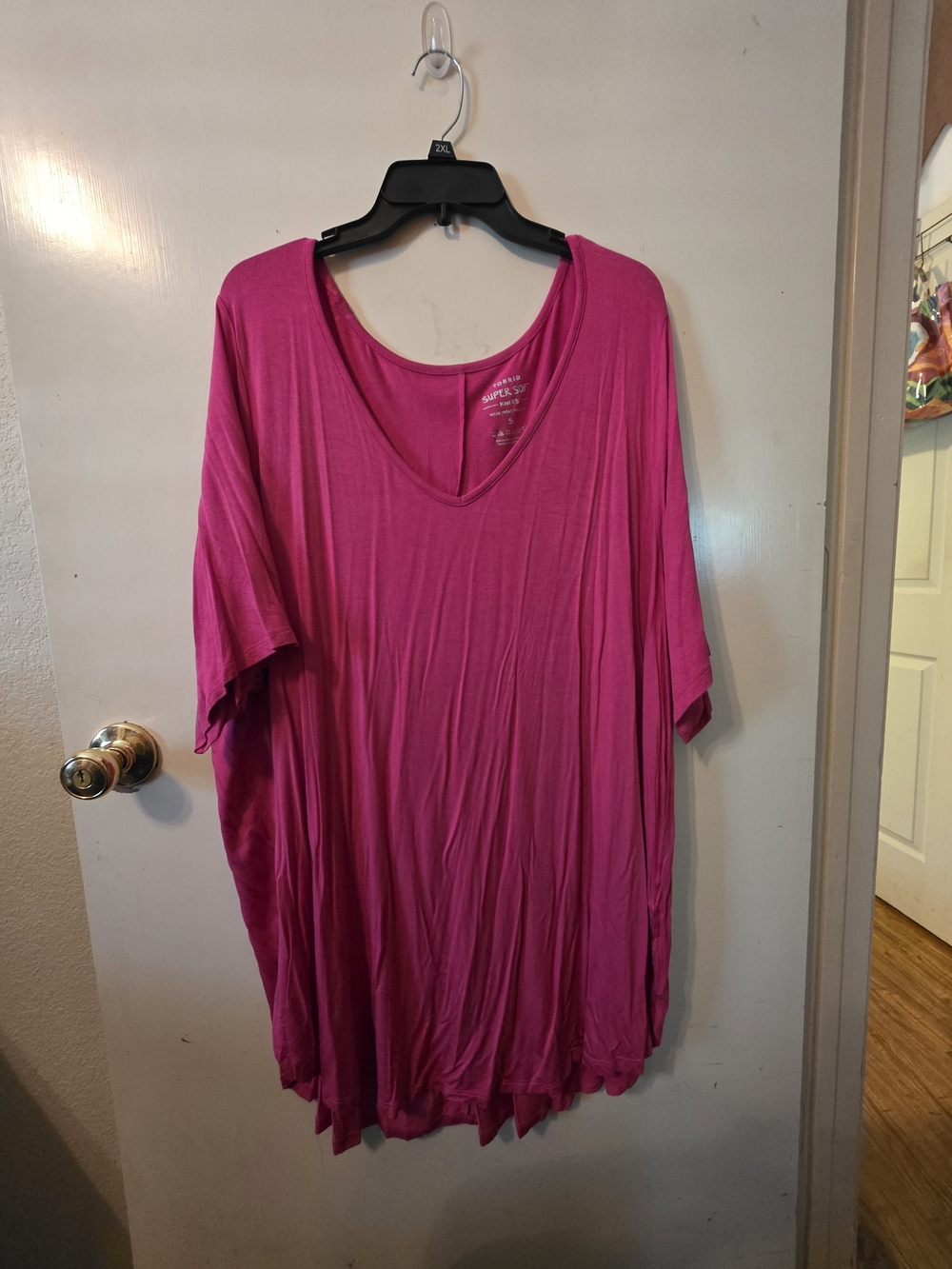 torrid Bright Fuchsia V-Neck Short Sleeve Tunic